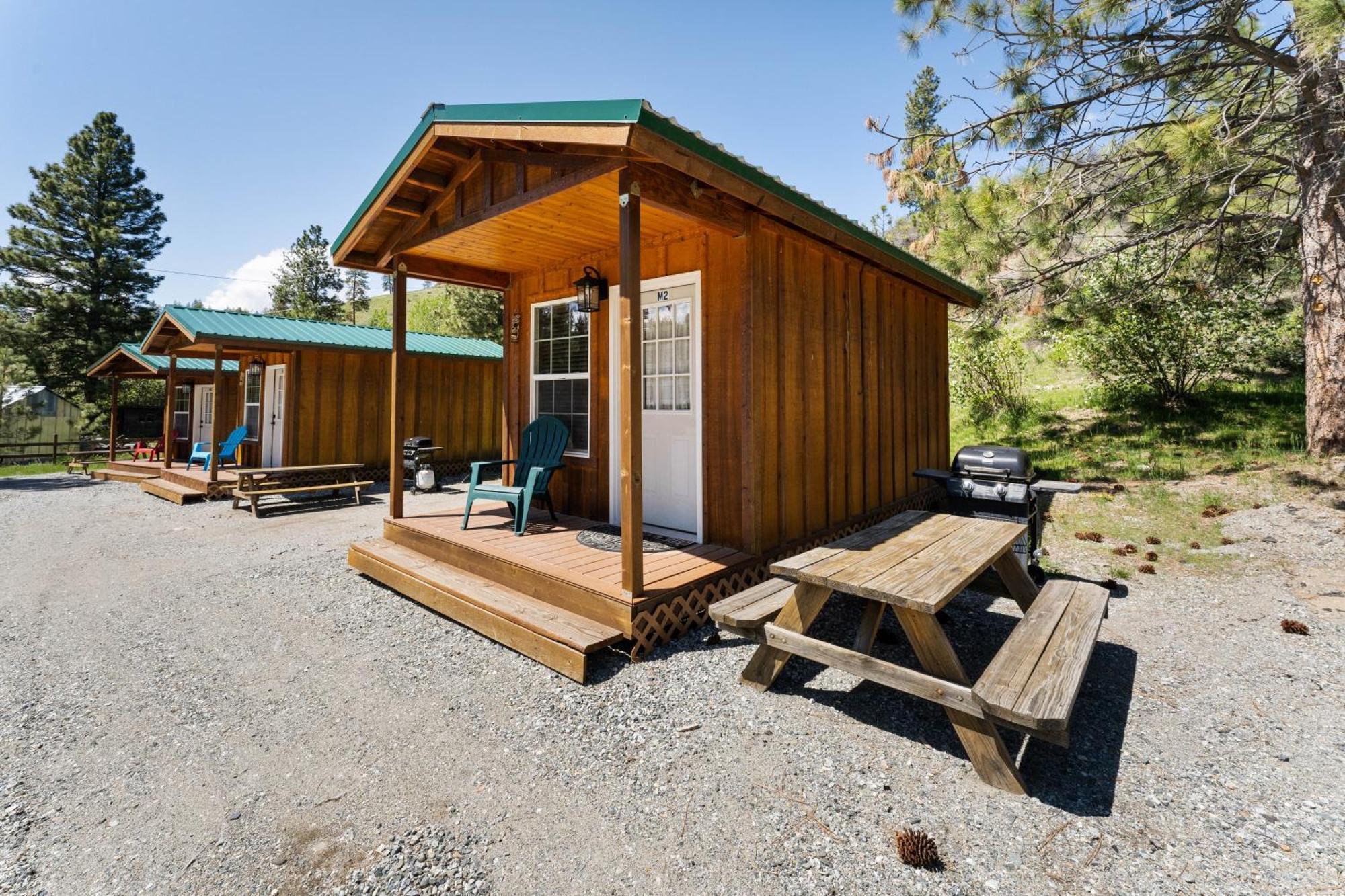 Echo Valley Resort + Cabins Manson Luaran gambar
