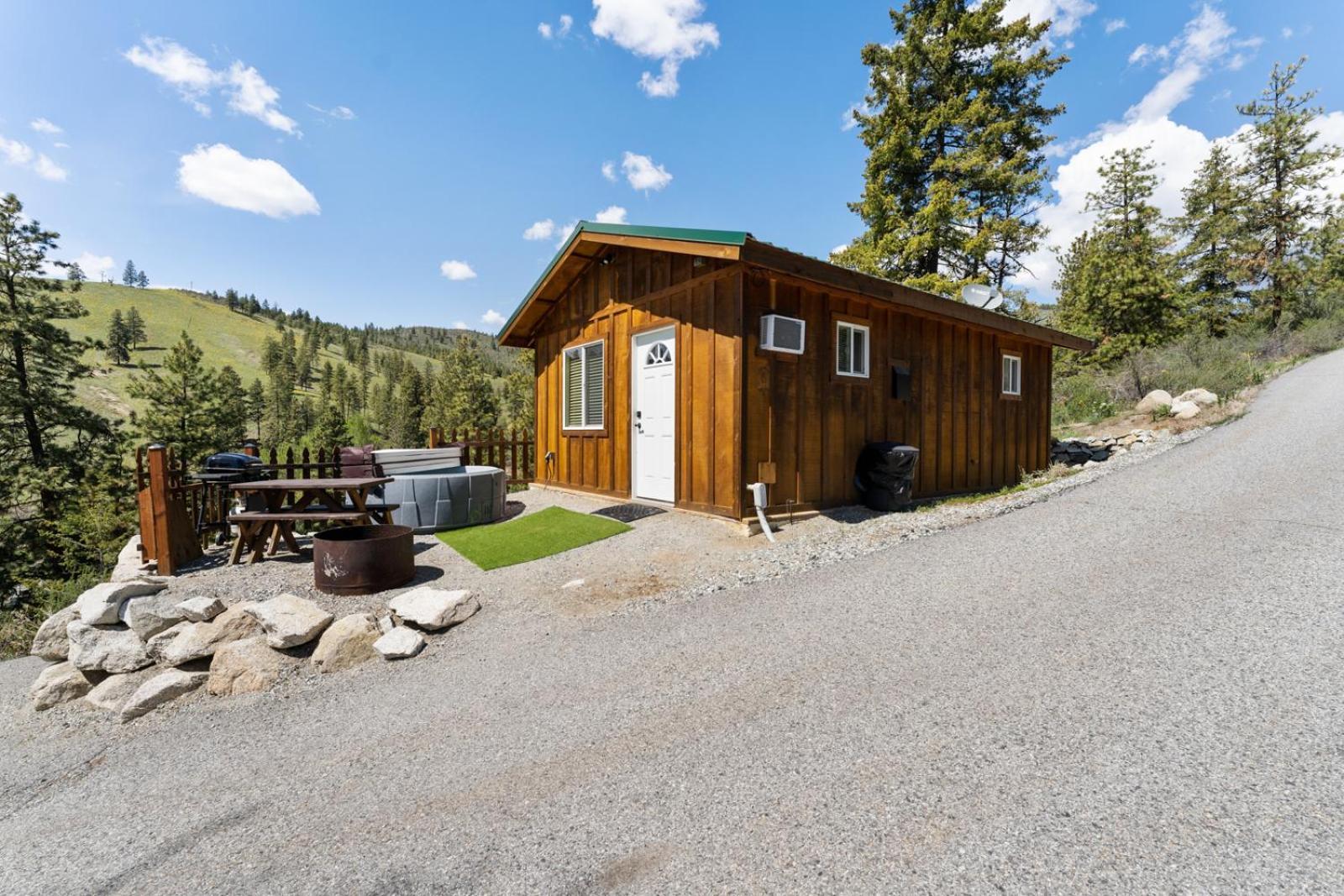 Echo Valley Resort + Cabins Manson Luaran gambar